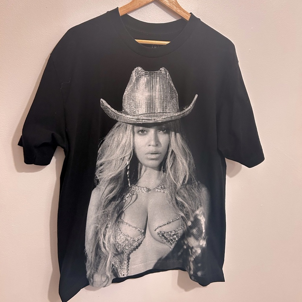 Beyoncé renaissance world tour official shirt